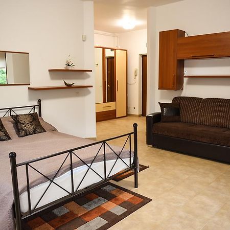 Modern Apartment Near City Center Cluj-Napoca Exterior foto